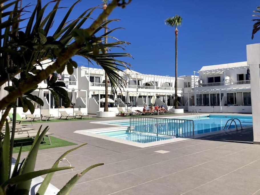 Puerto Del Carmen Airconditioned 2Bed Poolside Apt Екстериор снимка